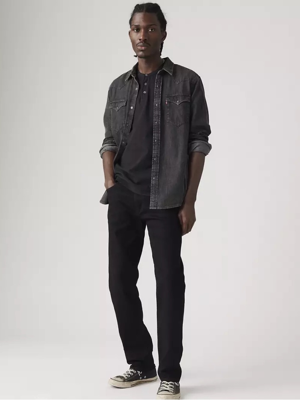 Levi’s 502 Taper fit mens black knight jeans W32 L30 cotton denim casual classic